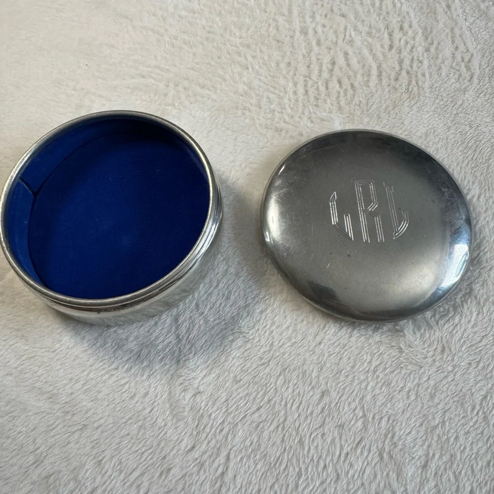 Empire Pewter 701 Ring Dome Decorative Bow with Blue velvet